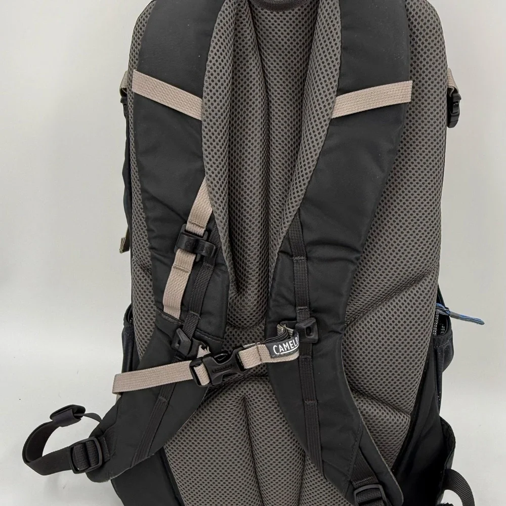 Camelbak cloud walker